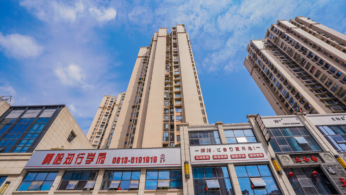 校区外观
